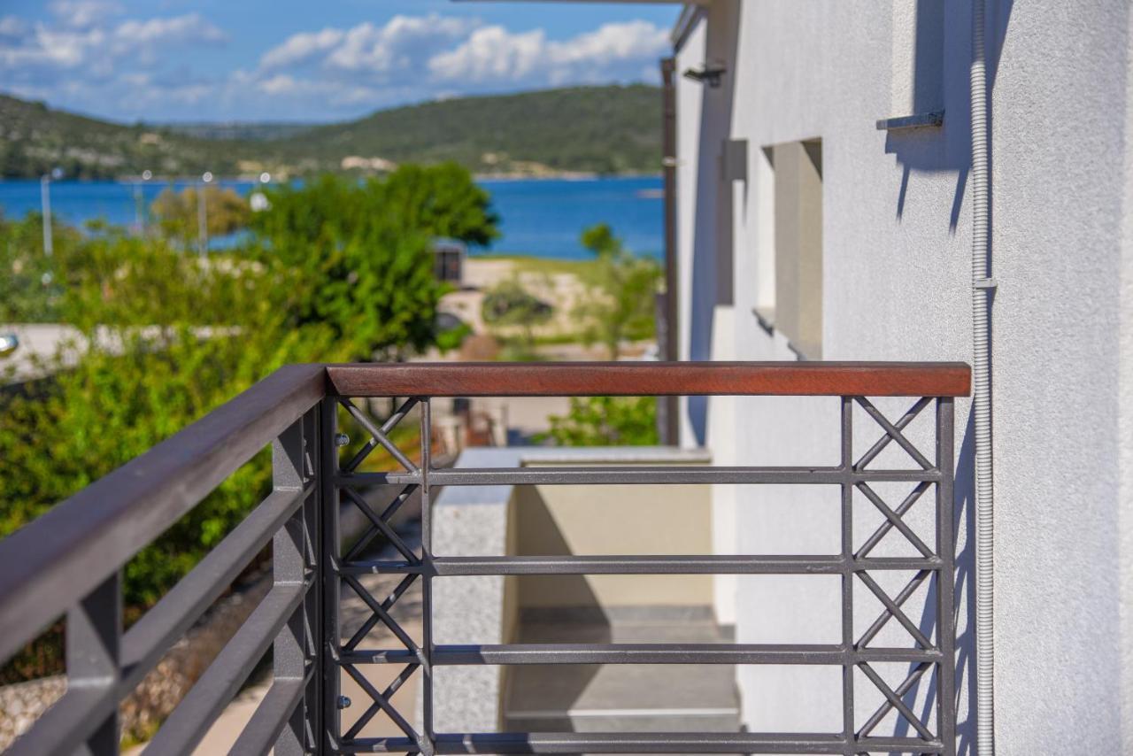 Apartmani Kameno Sidro Bilice Kültér fotó