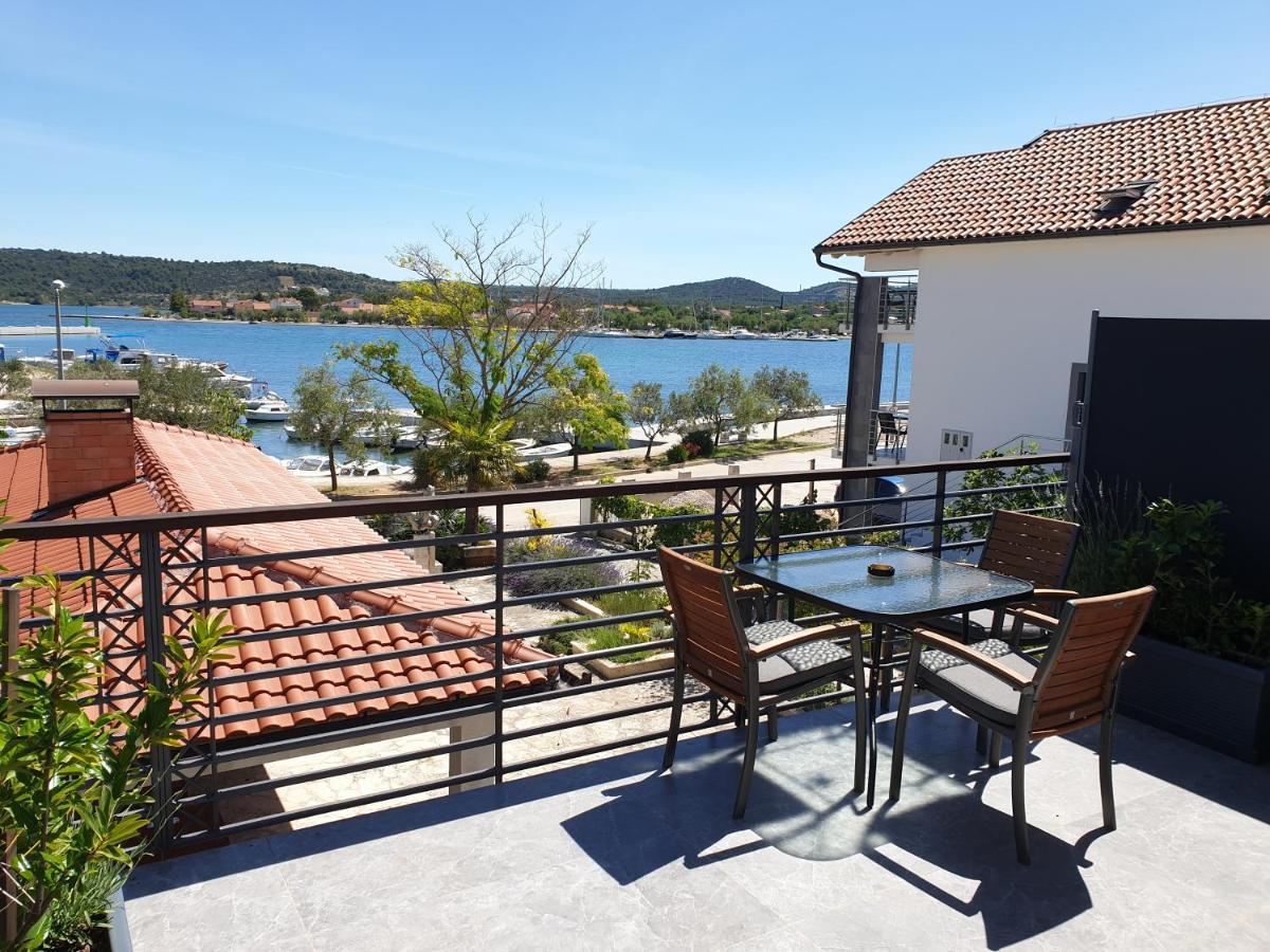Apartmani Kameno Sidro Bilice Kültér fotó