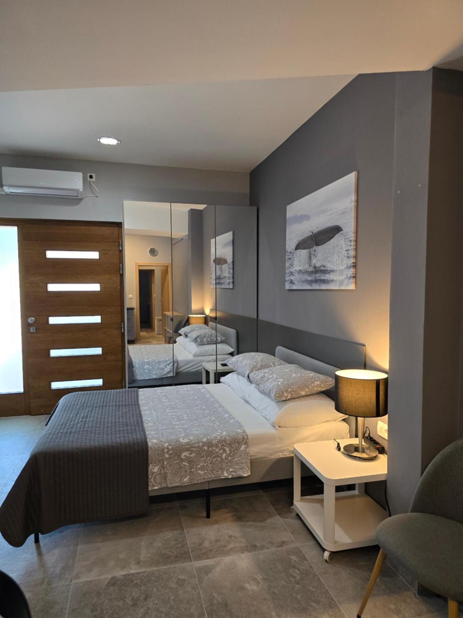 Apartmani Kameno Sidro Bilice Szoba fotó